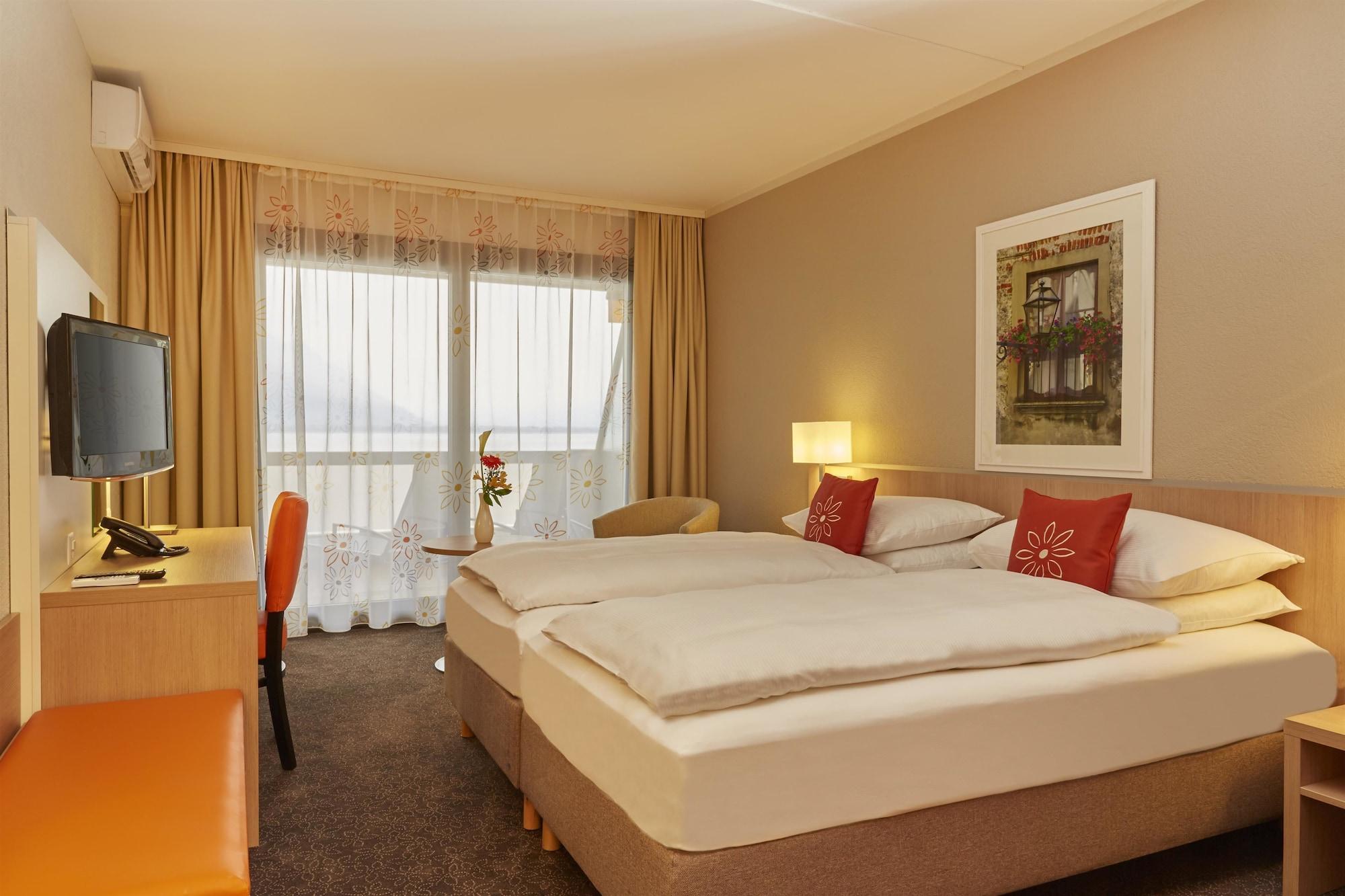 H4 Hotel Arcadia Locarno Exterior foto