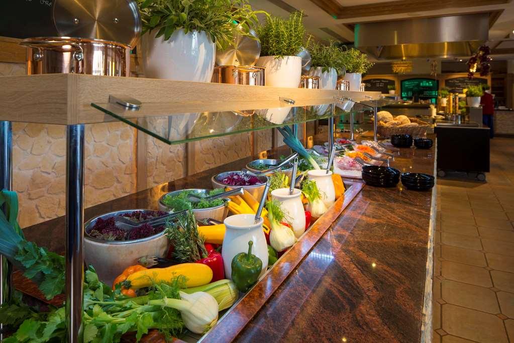H4 Hotel Arcadia Locarno Facilități foto